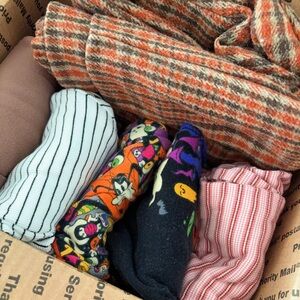 6pcs kids clothes bundle-size 130/US8